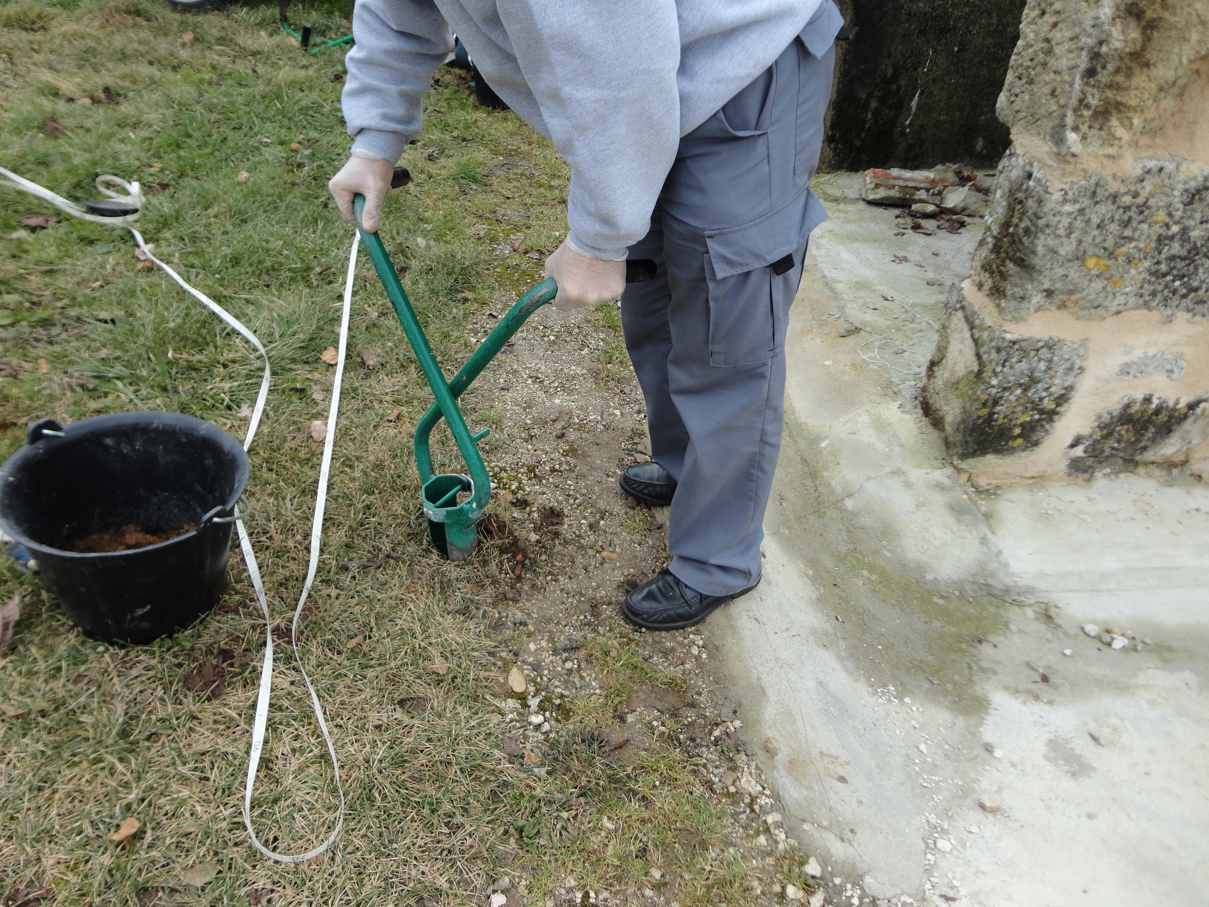 Pose manuelle sans risque pour les tuyaux Sentri-Tech