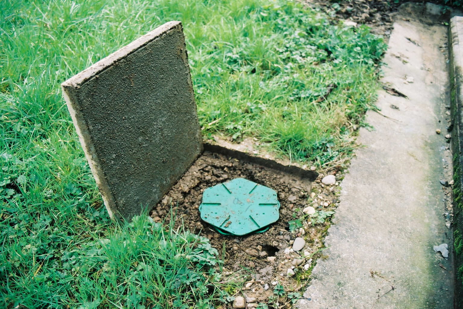 Station Sentri-Tech posée sous dalle béton avant 2015